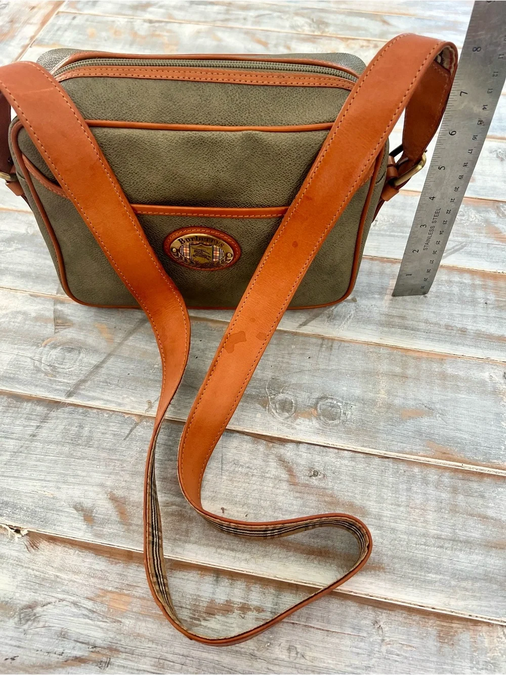 Vintage Burberry Crossbody Unisex Camera Bag – Made in Italy | Olive & Tan